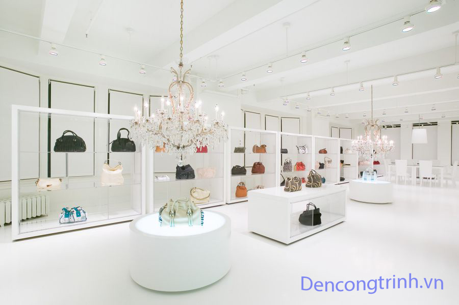 Thiết kế thi công showroom ấn tượng với đèn trang trí