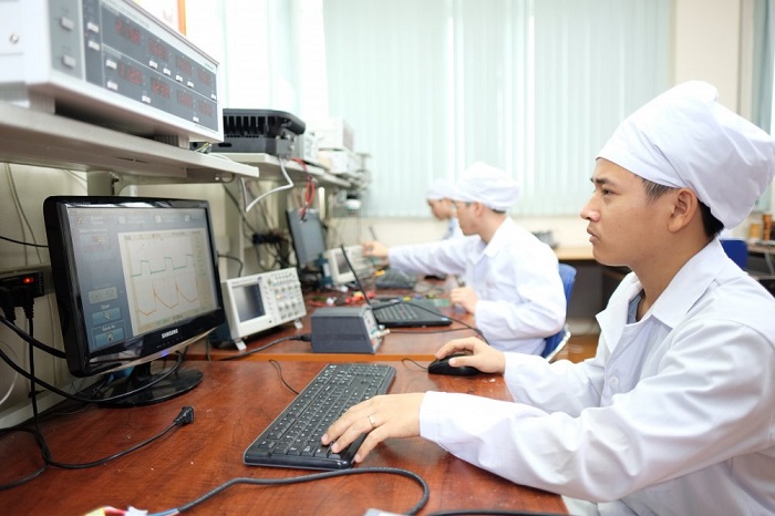 Đánh bại đèn LED giá rẻ của Trung Quốc, Rạng Đông đạt doanh thu KHỦNG