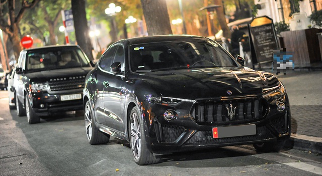 Ô tô giảm hàng trăm triệu đồng thuế phí: Buôn xe thờ ơ, dân chưa xuống tiền