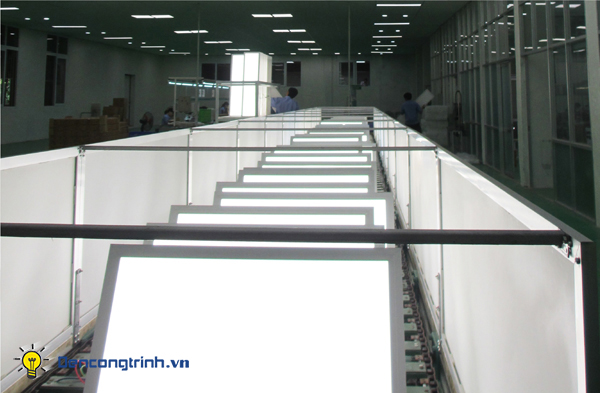 Những câu hỏi thường gặp về đèn Led Panel khổ lớn